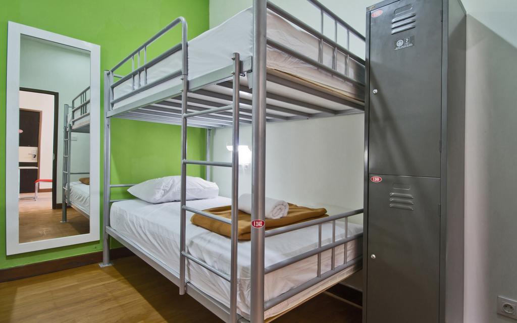 Cx Hostel Kuta Raya المظهر الخارجي الصورة