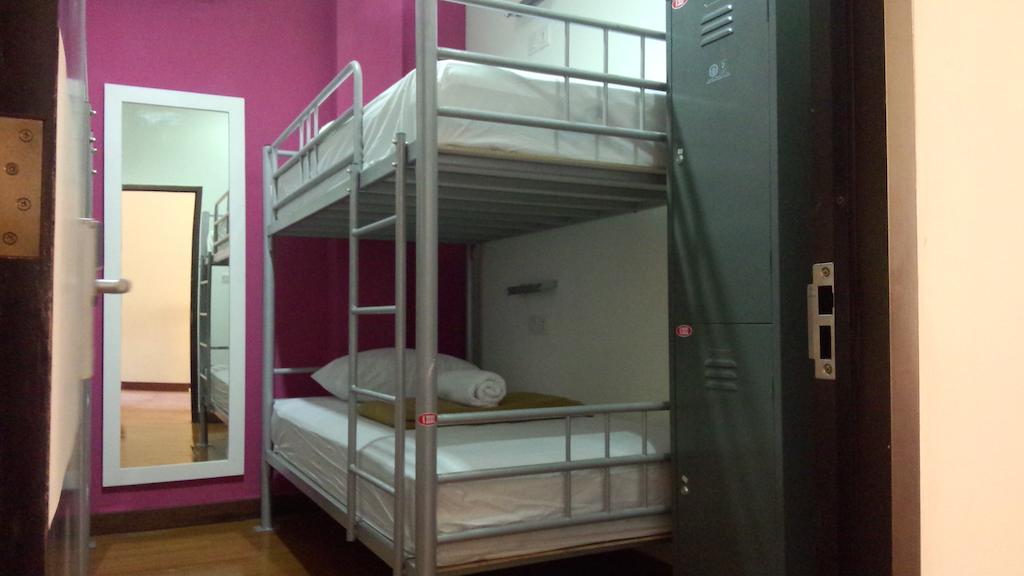 Cx Hostel Kuta Raya الغرفة الصورة