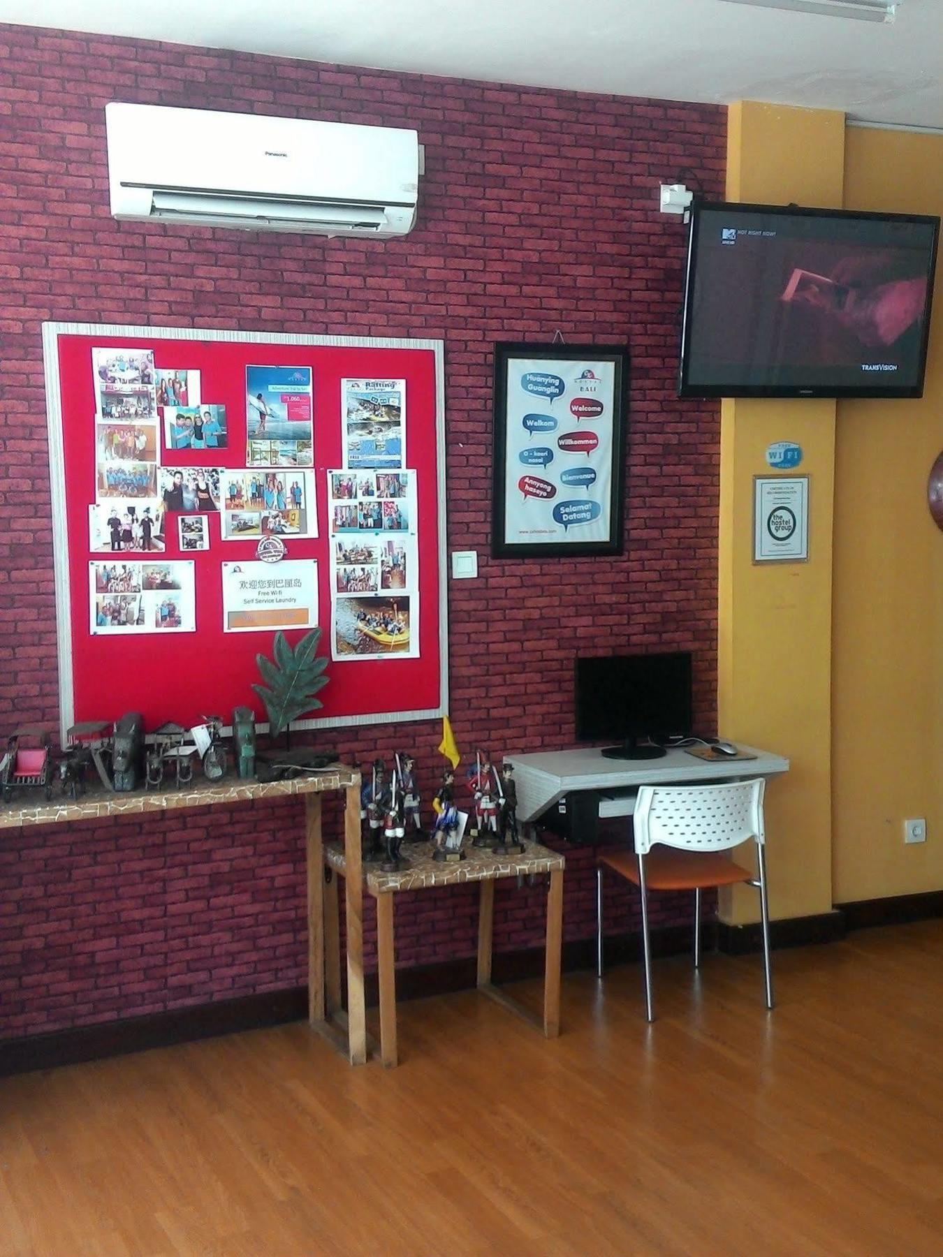 Cx Hostel Kuta Raya المظهر الخارجي الصورة